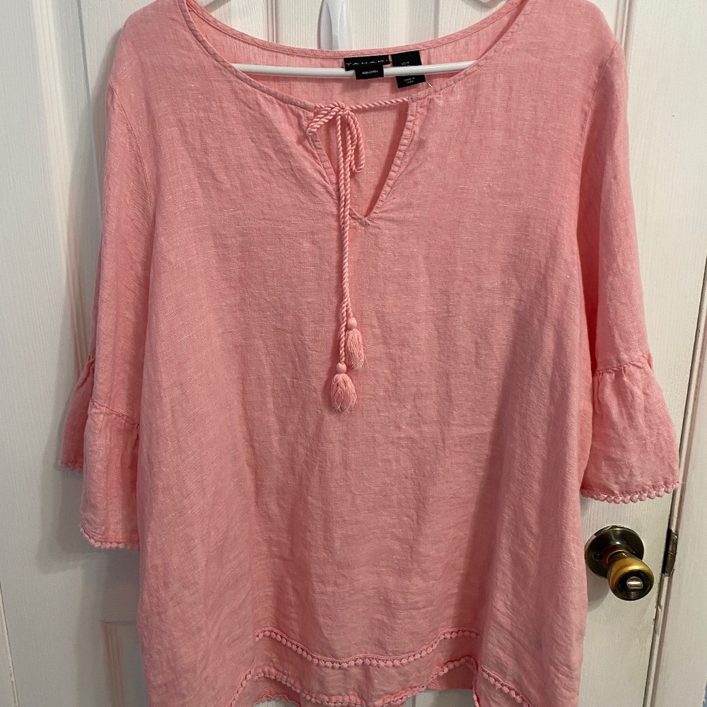 Tahari tunic